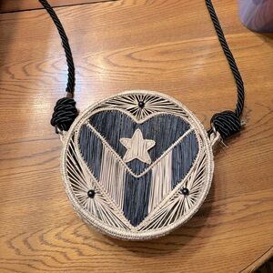 Woven Wicker Puerto Rico Heart Purse